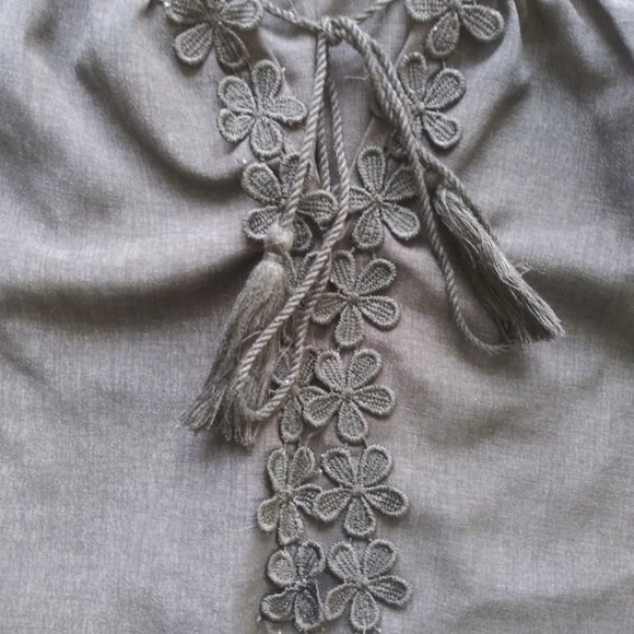 Black Blouse - Picture 4 of 8